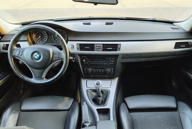 BMW Seria 3 cena 21500 przebieg: 211189, rok produkcji 2005 z Warszawa małe 211